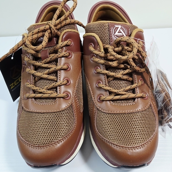 NWT Zeba Hands Free Slip On Lace Brown Athleisure Walking Sneakers Men\'s Size 8 main image 5